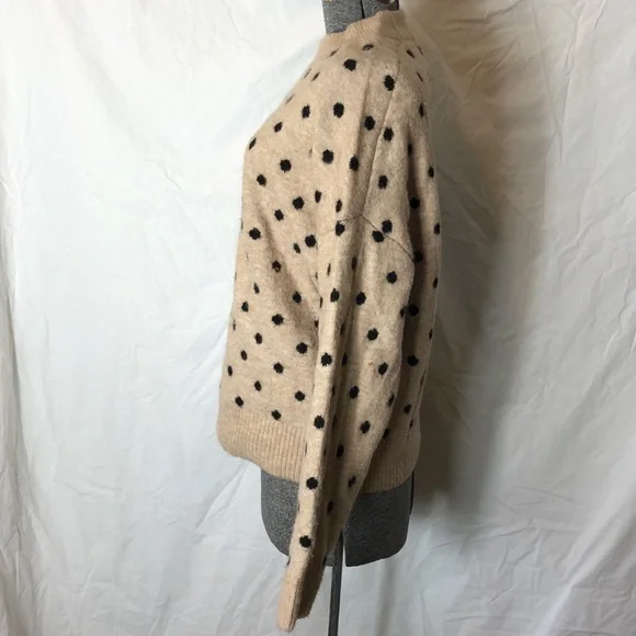 H&M Bulky Sweater (1) - Picture 4 of 7